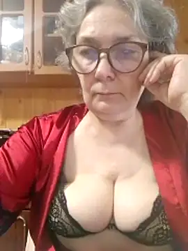 Snapshot of IrinaSweet54 chatting on 05/22/26, 07:17 IrinaSweet54 online show from 05/22/26, 07:17