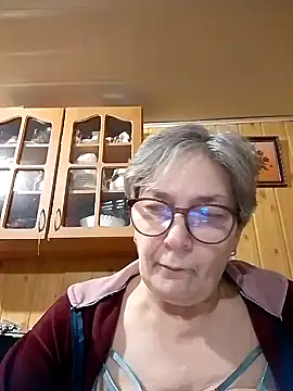 Snapshot of IrinaSweet54 chatting on 01/28/25, 02:53 IrinaSweet54 online show from 01/28/25, 02:53
