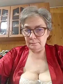 Snapshot of IrinaSweet54 chatting on 09/14/25, 06:03 IrinaSweet54 online show from 09/14/25, 06:03