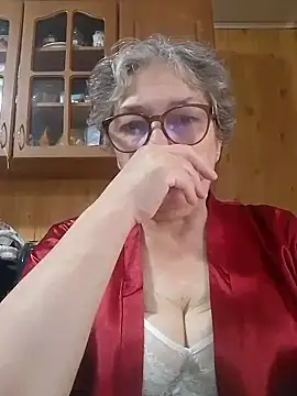 Snapshot of IrinaSweet54 chatting on 09/22/25, 06:41 IrinaSweet54 online show from 09/22/25, 06:41