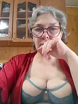 IrinaSweet54 online show from 04/16/26, 07:09