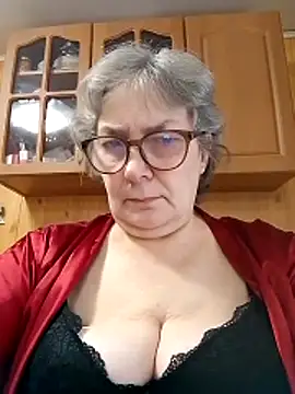 IrinaSweet54 online show from 03/04/26, 07:27