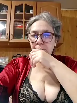 IrinaSweet54 online show from 11/06/25, 09:13