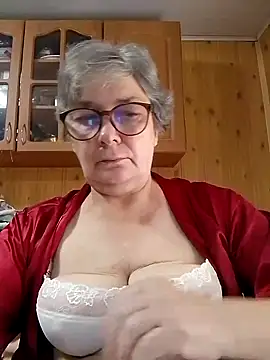 Snapshot of IrinaSweet54 chatting on 09/25/25, 06:52 IrinaSweet54 online show from 09/25/25, 06:52