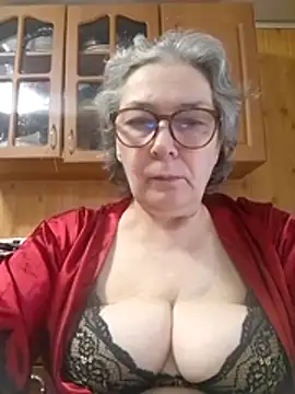 IrinaSweet54 online show from 04/28/26, 07:57