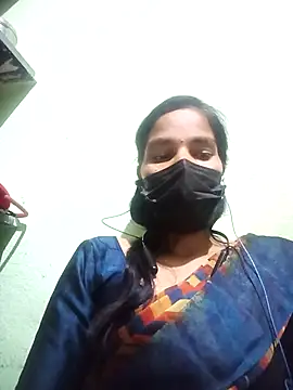 Snapshot of anusiya01 chatting on 09/22/25, 06:36 anusiya01 online show from 09/22/25, 06:36