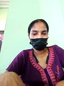 Snapshot of anusiya01 chatting on 03/09/25, 07:45 anusiya01 online show from 03/09/25, 07:45