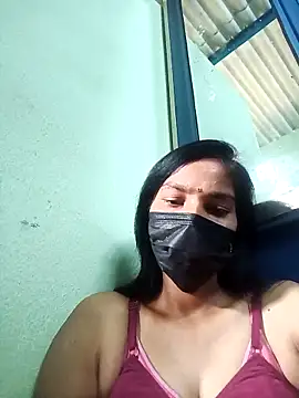 Snapshot of anusiya01 chatting on 09/18/25, 04:48 anusiya01 online show from 09/18/25, 04:48