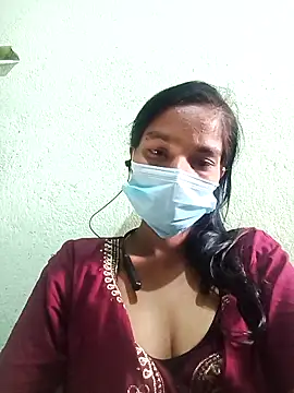 Snapshot of anusiya01 chatting on 11/17/25, 04:05 anusiya01 online show from 11/17/25, 04:05