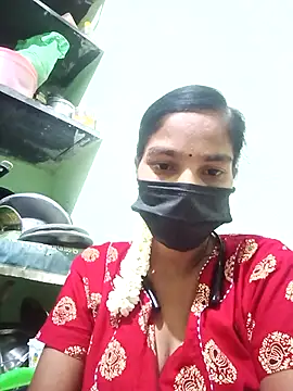 Snapshot of anusiya01 chatting on 03/18/25, 01:44 anusiya01 online show from 03/18/25, 01:44