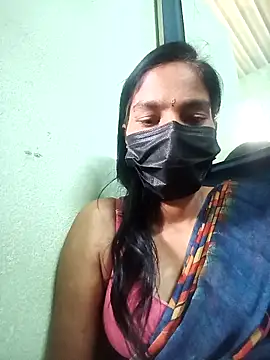 Snapshot of anusiya01 chatting on 09/23/25, 06:42 anusiya01 online show from 09/23/25, 06:42