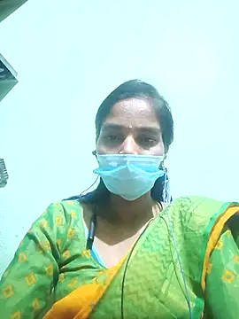 Snapshot of anusiya01 chatting on 11/14/25, 03:15 anusiya01 online show from 11/14/25, 03:15