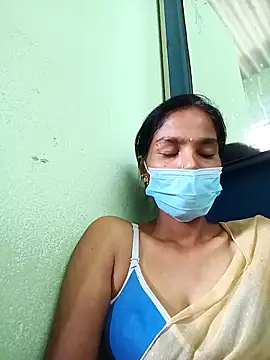 Snapshot of anusiya01 chatting on 10/08/25, 04:14 anusiya01 online show from 10/08/25, 04:14