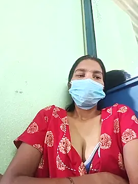 Snapshot of anusiya01 chatting on 10/13/25, 06:37 anusiya01 online show from 10/13/25, 06:37