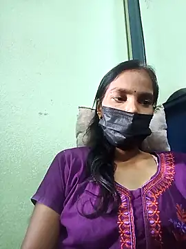 Snapshot of anusiya01 chatting on 09/29/25, 04:52 anusiya01 online show from 09/29/25, 04:52