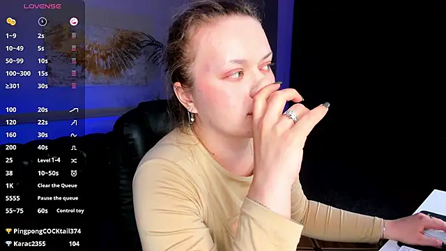 Snapshot of Ariell_Margot_ chatting on 03/12/25, 06:32 Ariell Margot online show from 03/12/25, 06:32