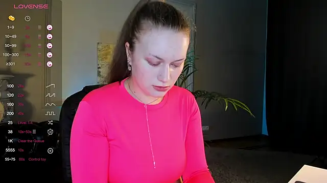 Snapshot of Ariell_Margot_ chatting on 03/04/25, 03:26 Ariell Margot online show from 03/04/25, 03:26