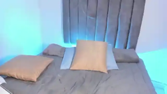 sarah  bigboobs online show from 11/17/25, 12:53