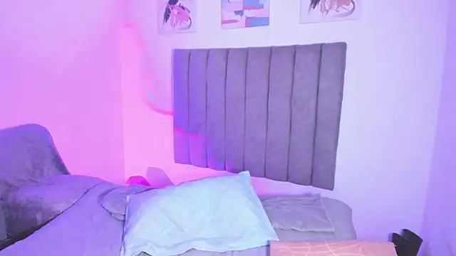 sarah  bigboobs online show from 12/17/25, 04:06