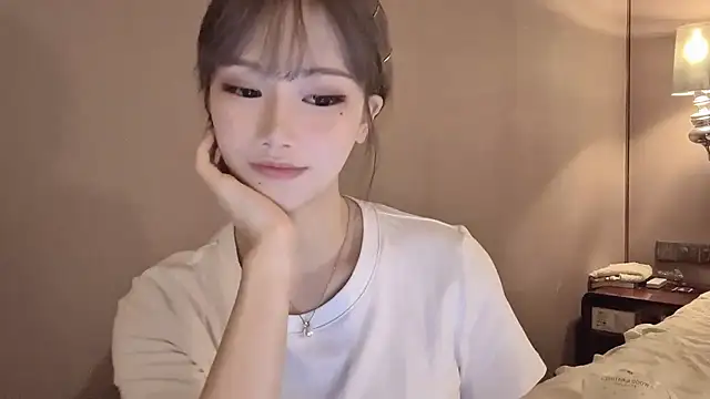 Snapshot of -XunMengLong- chatting on 12/17/25, 04:34 -XunMengLong- online show from 12/17/25, 04:34