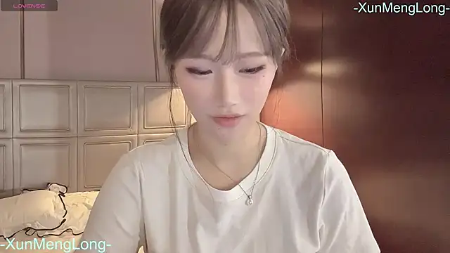 Snapshot of -XunMengLong- chatting on 01/05/26, 05:27 -XunMengLong- online show from 01/05/26, 05:27