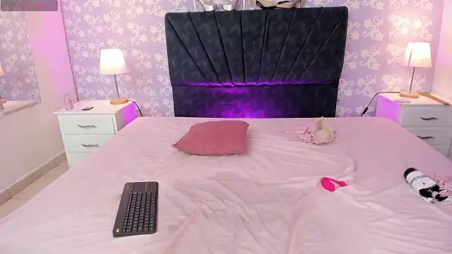 BritneySweet  online show from 02/03/26, 06:40