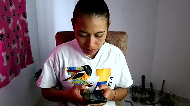 asiri smith online show from 06/30/26, 02:39