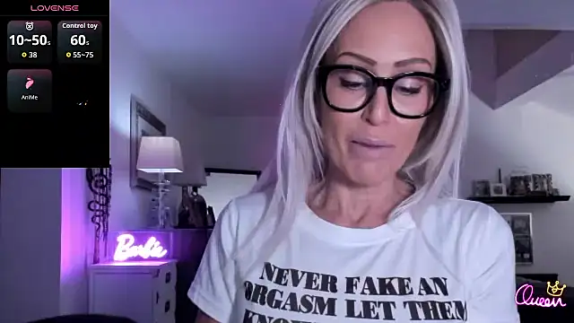 VelvetBarbie online show from 02/21/26, 10:23