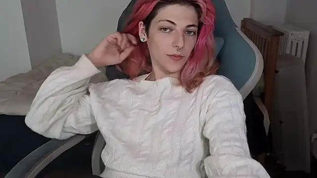 Snapshot of Nixxy_naughty chatting on 10/14/25, 07:03 Nixxy naughty online show from 10/14/25, 07:03