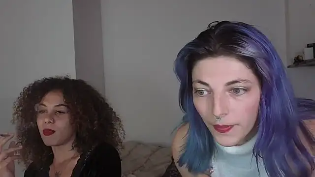 Snapshot of Nixxy_naughty chatting on 11/12/25, 10:02 Nixxy naughty online show from 11/12/25, 10:02