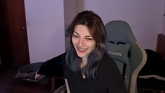 Snapshot of Nixxy_naughty chatting on 03/13/26, 07:41 Nixxy naughty online show from 03/13/26, 07:41