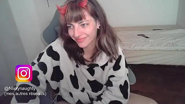 Snapshot of Nixxy_naughty chatting on 02/28/25, 08:39 Nixxy naughty online show from 02/28/25, 08:39
