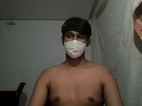 Snapshot of brownguy1234 chatting on 01/26/25, 09:51 brownguy1234 online show from 01/26/25, 09:51