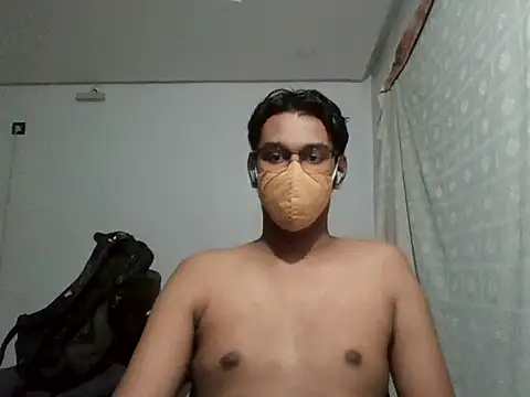 Snapshot of brownguy1234 chatting on 02/07/25, 02:26 brownguy1234 online show from 02/07/25, 02:26
