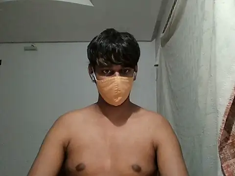 Snapshot of brownguy1234 chatting on 02/01/25, 04:32 brownguy1234 online show from 02/01/25, 04:32
