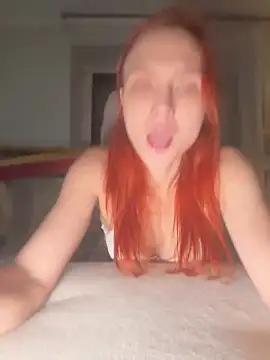 Snapshot of _mike_new chatting on 03/08/25, 10:13 mike new online show from 03/08/25, 10:13