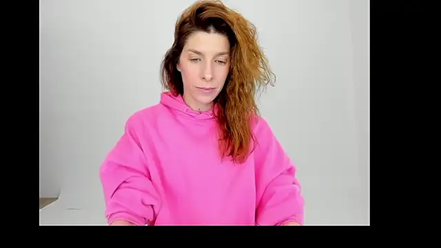 YourSuperModel online show from 04/04/26, 12:01