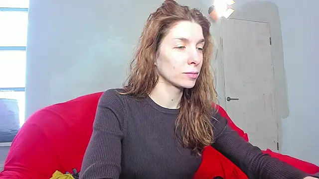 Snapshot of YourSuperModel chatting on 02/14/25, 07:28 YourSuperModel online show from 02/14/25, 07:28