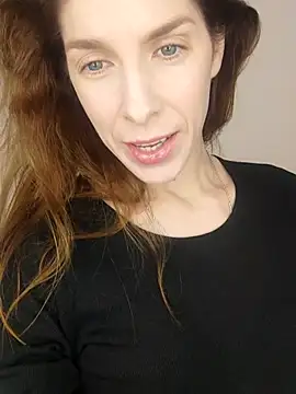 Snapshot of YourSuperModel chatting on 12/02/25, 01:57 YourSuperModel online show from 12/02/25, 01:57