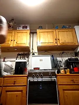 intx800 online show from 10/10/25, 02:12