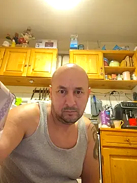 intx800 online show from 11/04/25, 03:10