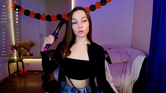 an6elica online show from 10/29/25, 02:43