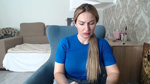 Mallinia online show from 01/10/26, 11:38