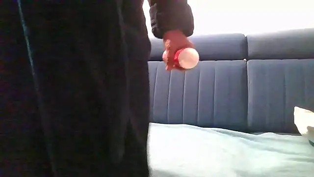 axecoman60 online show from 03/05/25, 07:49