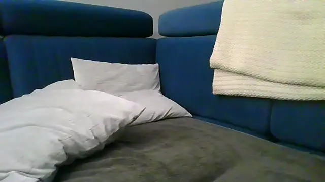 axecoman60 online show from 03/04/25, 06:29