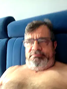 axecoman60 online show from 04/08/26, 09:33