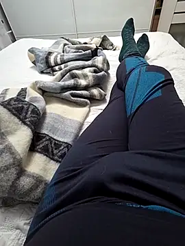 axecoman60 online show from 12/21/25, 07:59