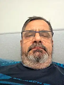 axecoman60 online show from 01/15/26, 05:05