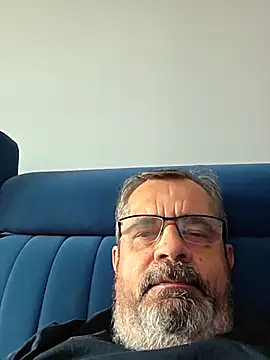 axecoman60 online show from 05/16/26, 06:34