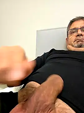 axecoman60 online show from 12/03/25, 09:03